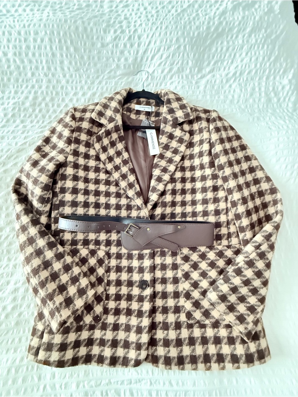 Women belted blazer in houndstooth print by Commense NET size XL.